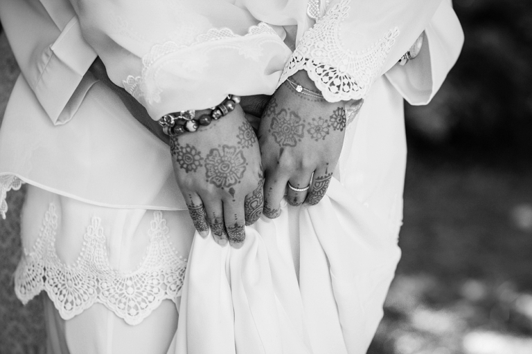 henna details on brides hands